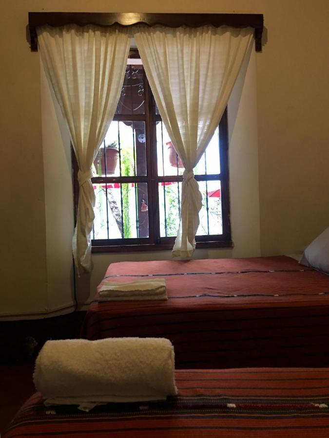 Dionisio Inn Antigua Eksteriør bilde