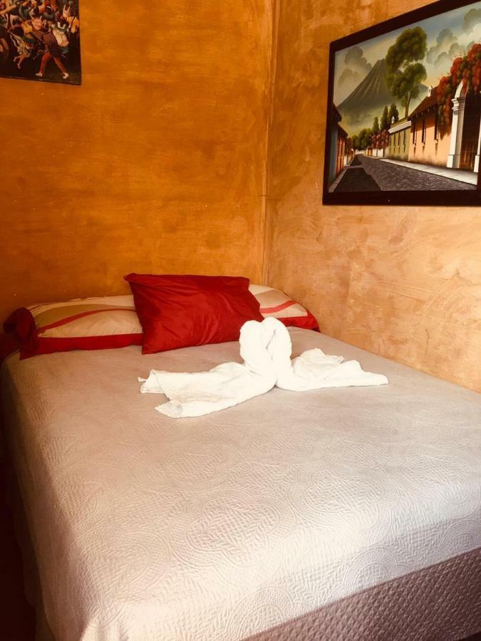 Dionisio Inn Antigua Eksteriør bilde