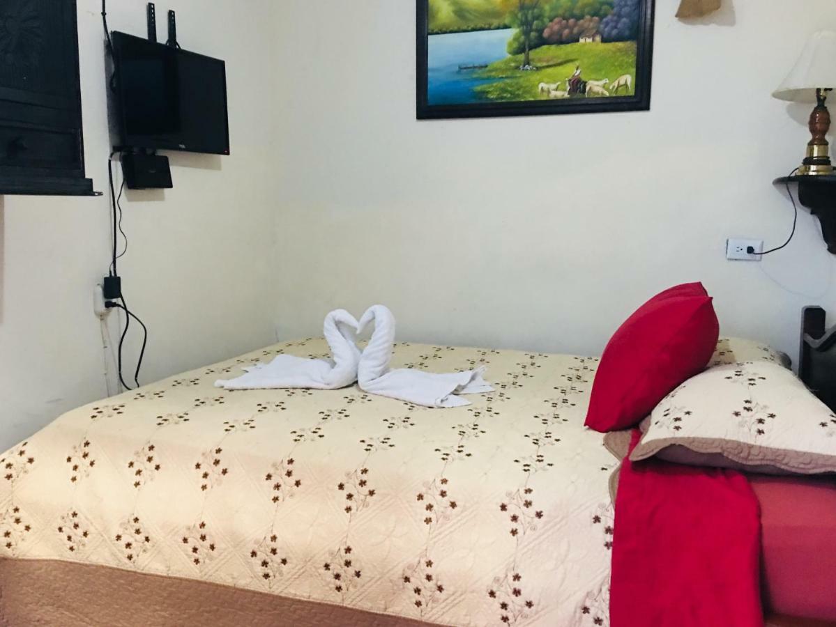 Dionisio Inn Antigua Eksteriør bilde