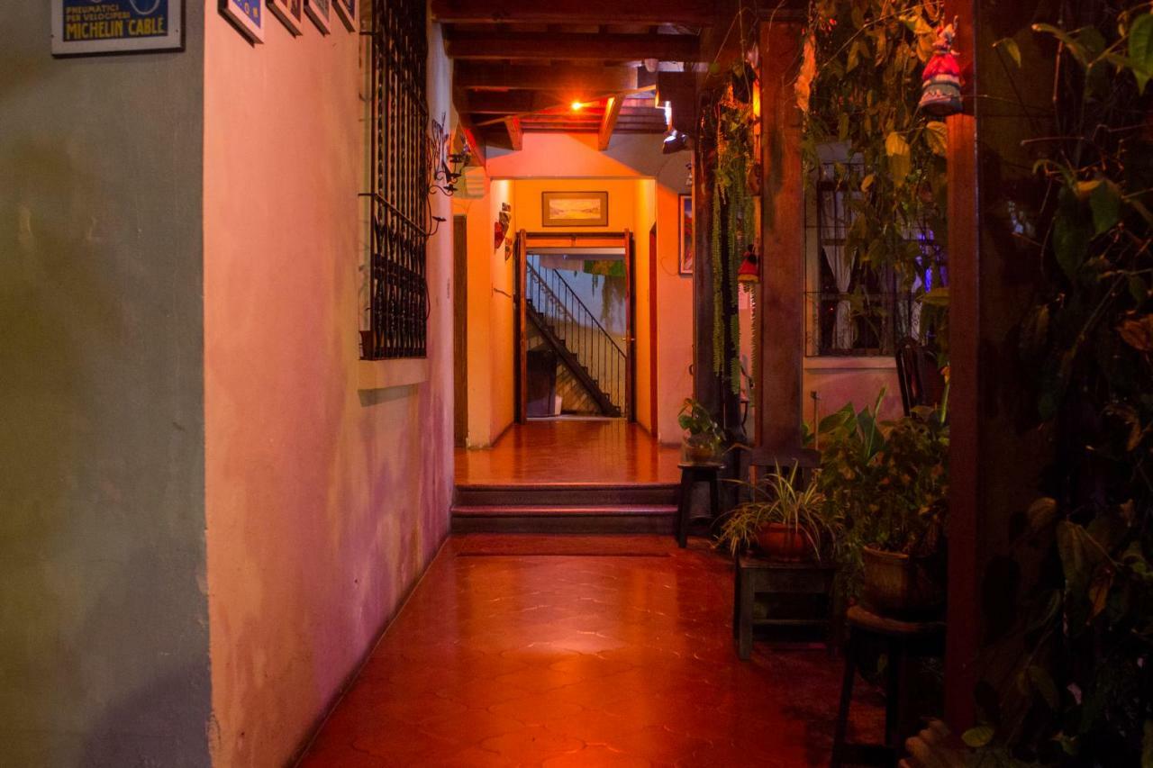 Dionisio Inn Antigua Eksteriør bilde